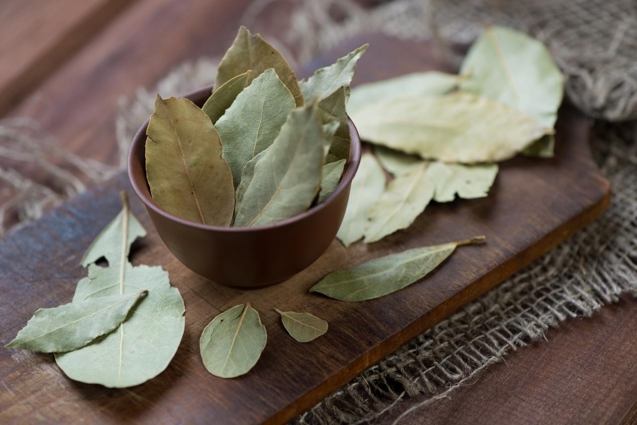 The Top Substitutes for Bay Leaves to Use in Your Cooking